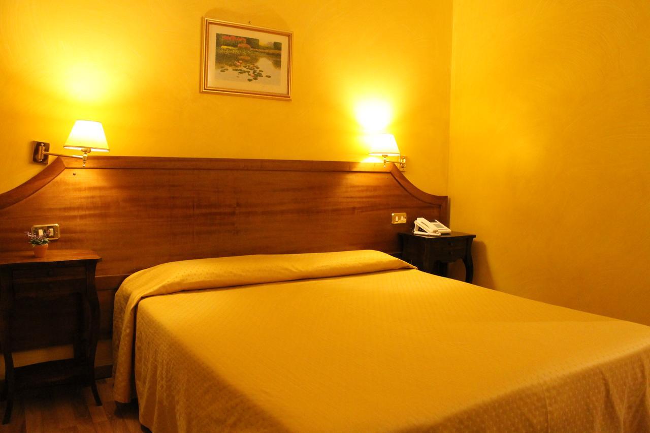 Piccolo Fiore Roma Exterior foto