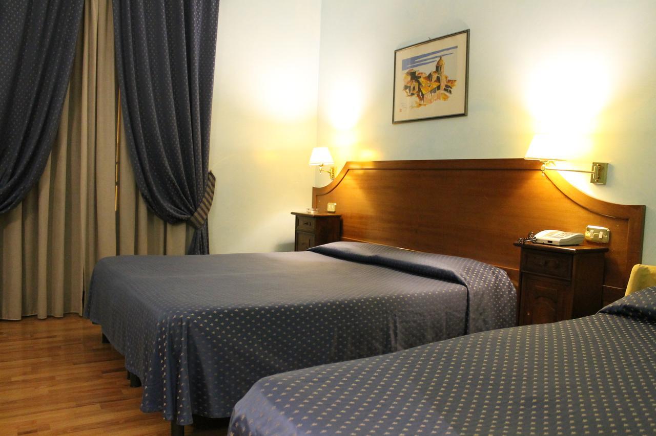 Piccolo Fiore Roma Exterior foto